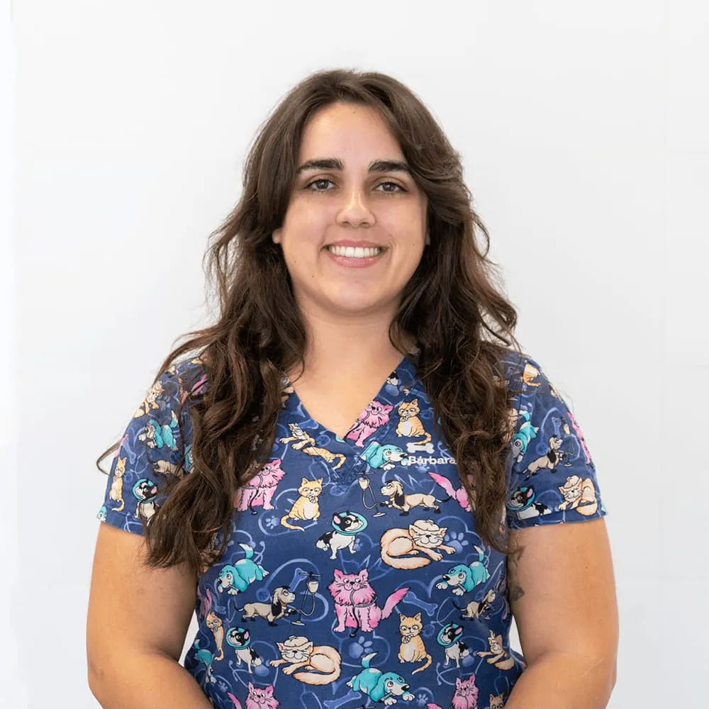 Bárbara Herrero — Auxiliar y peluquera